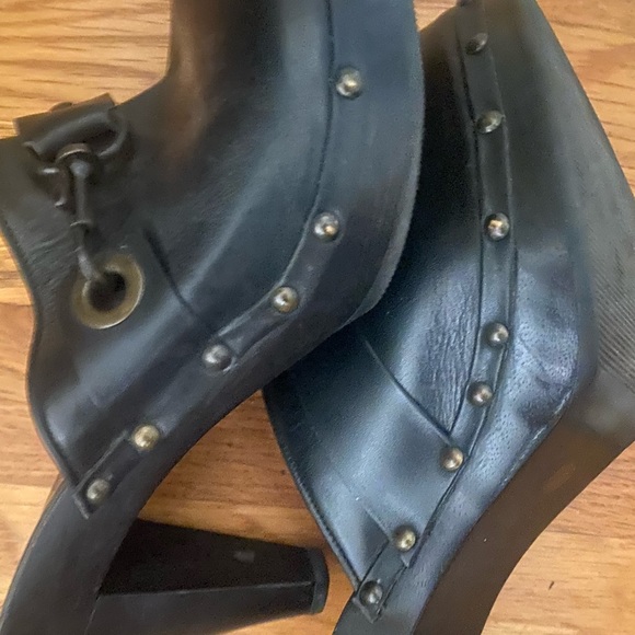 Enzo Angiolini leather studded mule heels - Picture 6 of 12